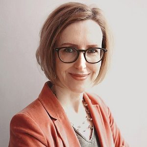 Dr. Lydia Unger-Hunt